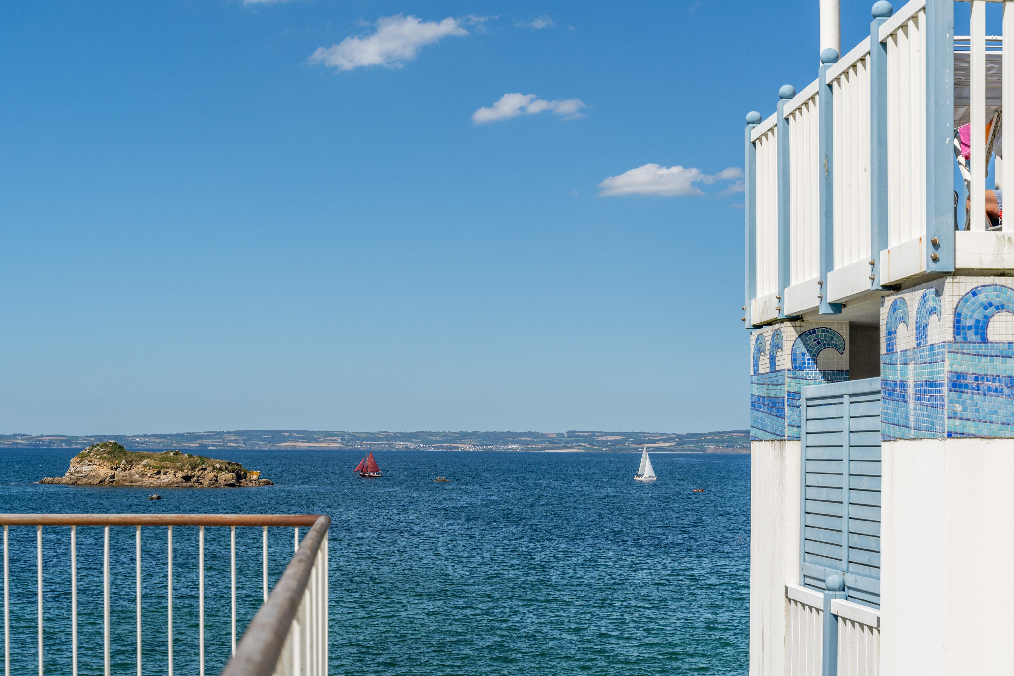 Residence Pierre & Vacances Premium Le Coteau Et La Mer Tréboul Exterior foto